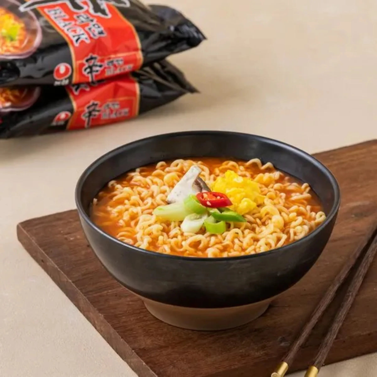 Shin Ramyun Black Spicy Beef Broth Noodle Soup 4.58oz C79613