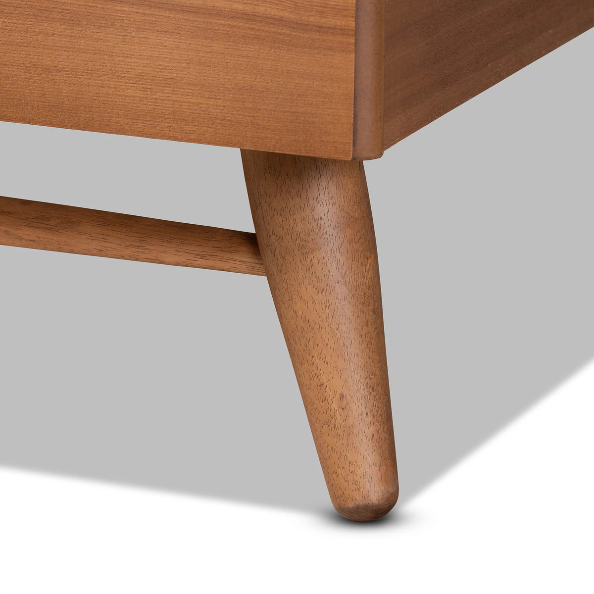 Queen Walnut Brown Engineered Wood Platform Bed B5496