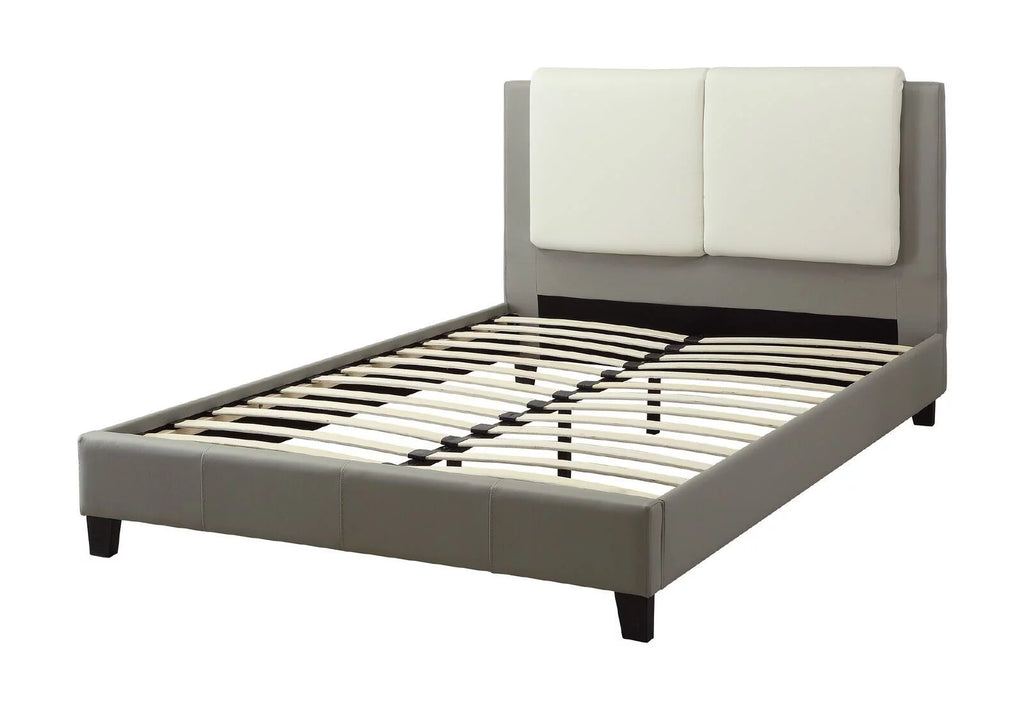 White 3pc Full Size Upholstered Bed Set M47576
