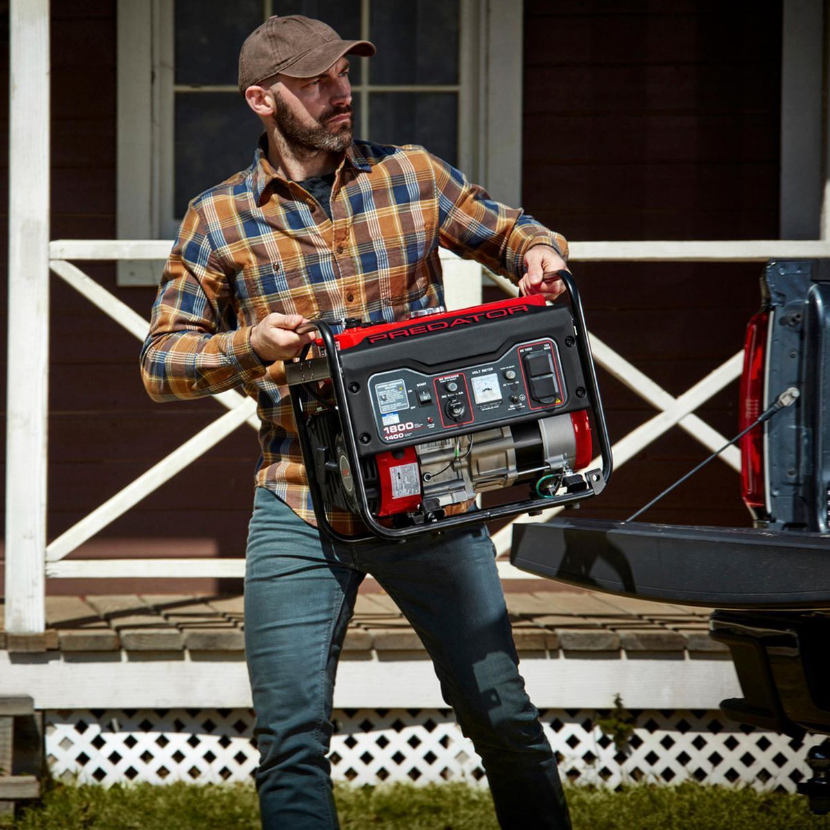 1800 Watt Gas-Powered Portable Generator Y9936