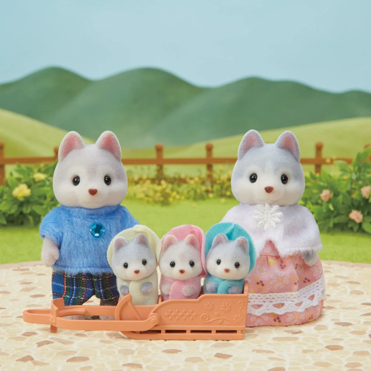 Set of 5 Collectible Doll Figures J50641